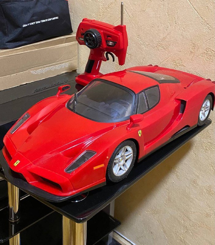 MJX RC Радиоуправляемая машина Enzo Ferrari