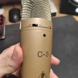 Конденсаторный микрофон Behringer C-3 2