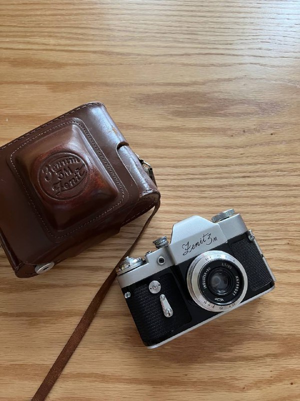 Винтажный плёночный фотоаппарат Zenit 3M