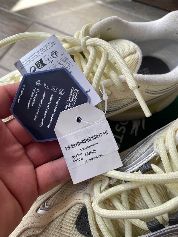 Новые Lacoste, оригинал, продаем за 399 лари 2
