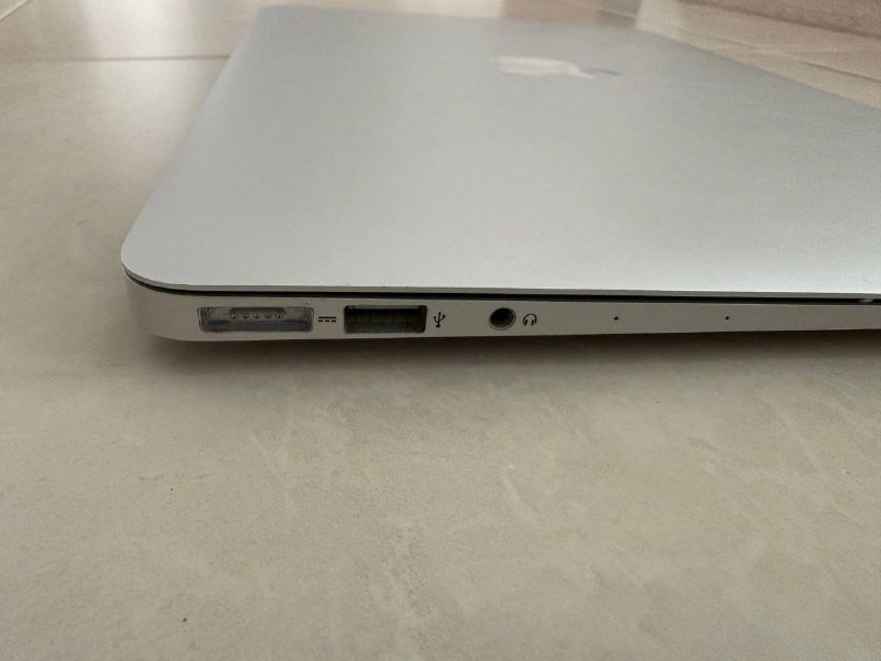 Mac book air 2017 года 5