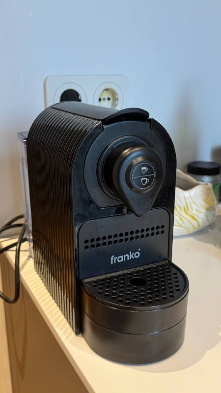 Кофе машина Franko FCM-1240, капсулы Nespresso 2