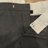 Серые брюки Pull&Bear с белым поясом 5