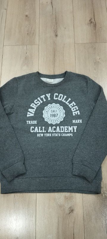 Мужская одежда размер 140-146 свитшоты, брюки, футболка 6