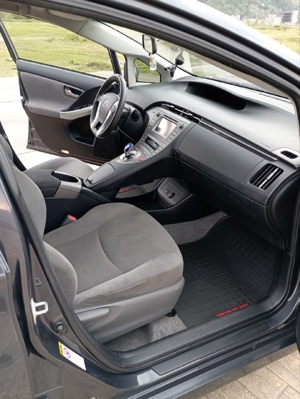 Toyota Prius 30 2014 7