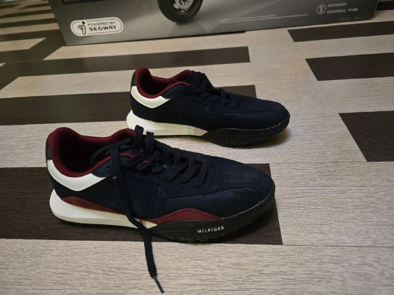 Tommy Hilfiger Retro Modern Runner Mix FM0FM04363, EU 45 2