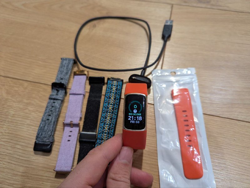 Фитнес браслет Fitbit charge 6