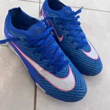 Футбольная обувь Nike Mercurial 4
