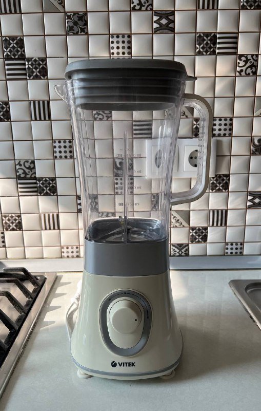 Настольная лампа, блендер, тостер Bosch, кофемашина Bosch 4