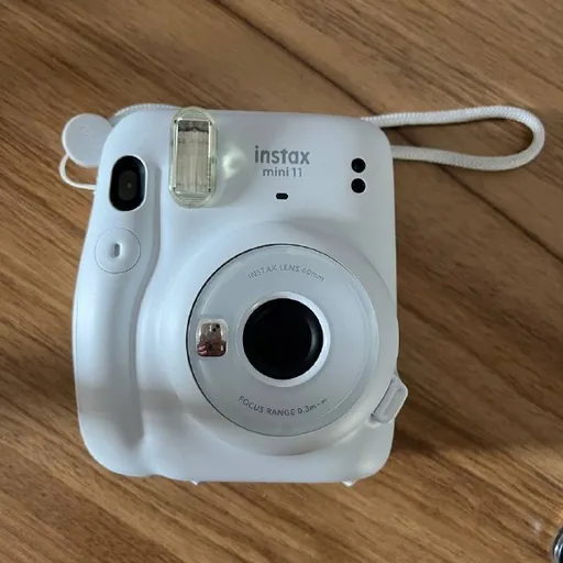 Fujifilm Instax Mini 11, кожаный чехол