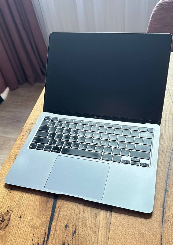 MacBook Air 13 M1 8/512 2