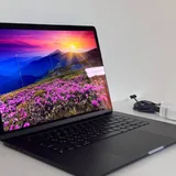 MacBook Air 15 M2 1