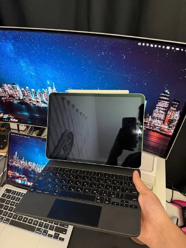 Apple Magic Keyboard для iPad Pro 11 1