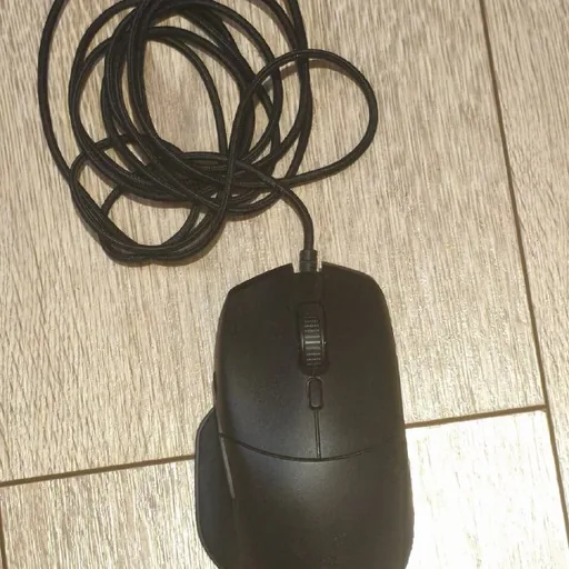 Игровая мышь Razer Basilisk Essential