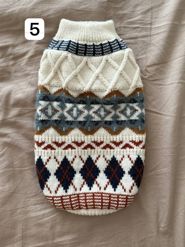 Переноска, коврик-лежанка, когтеточка, игрушка, свитер, набор игрушек, паровая щетка, совок, горшок 5