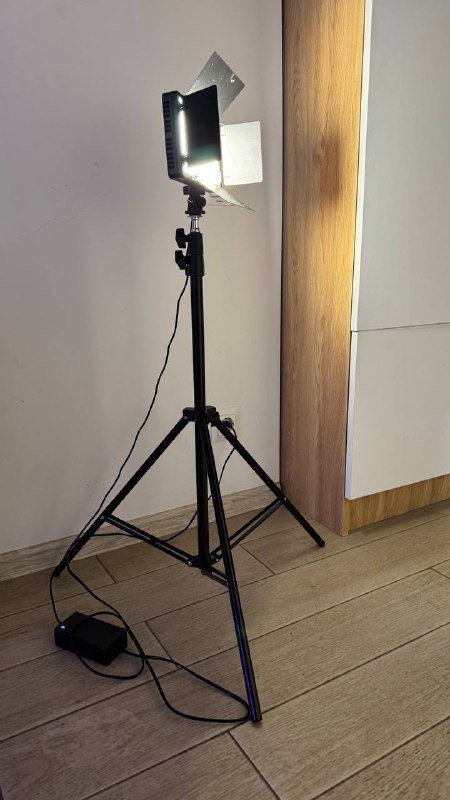 Стабилизатор TOKQI M01 с встроенным светом 3