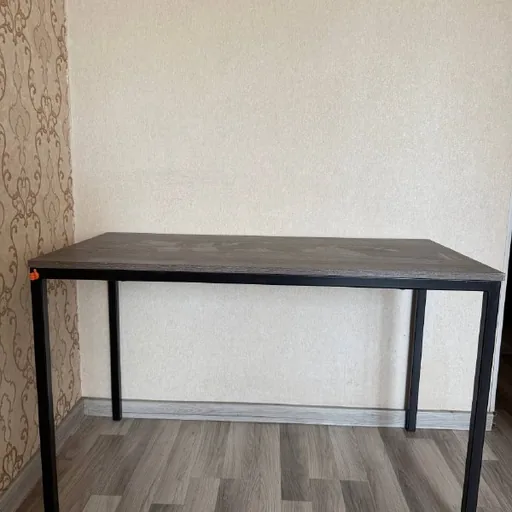 Стол
