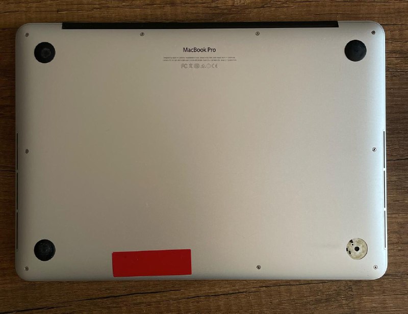 MacBook Pro 13" 2015 Core i5 8GB 256GB SSD 5
