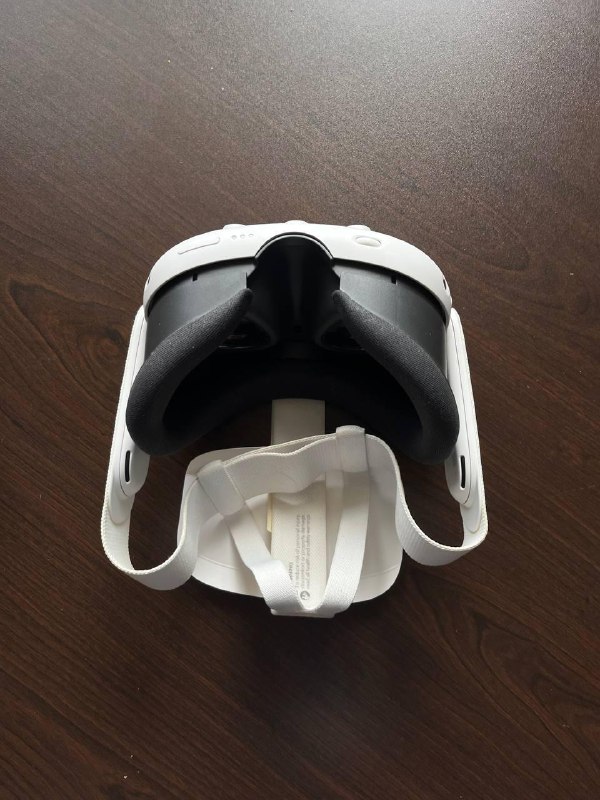 Meta Quest 3S 128GB White 3