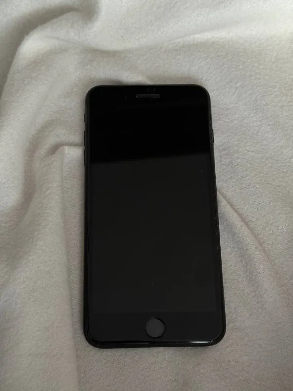 IPhone 7+, IPhone 11 1