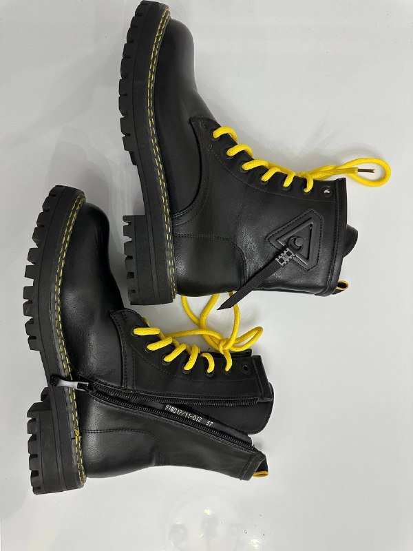 Балетки, черные ботинки, черные ботинки с желтыми шнурками, босоножки 37 размер 5