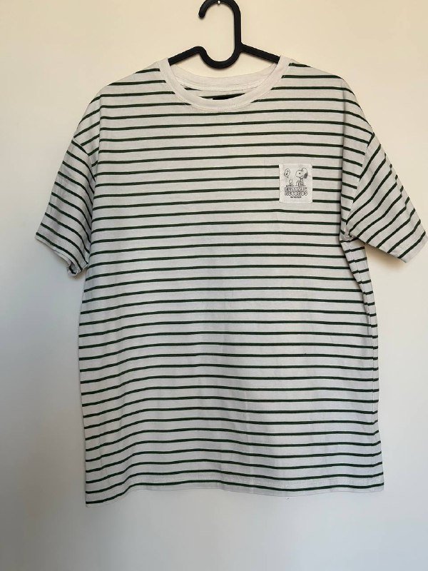 Футболка Pull&Bear, Футболка COS, Рубашки Uniqlo, Платье Mango