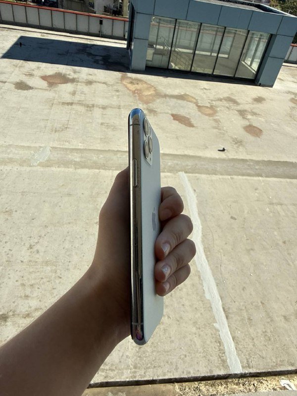 iPhone 11 Pro 64GB 4