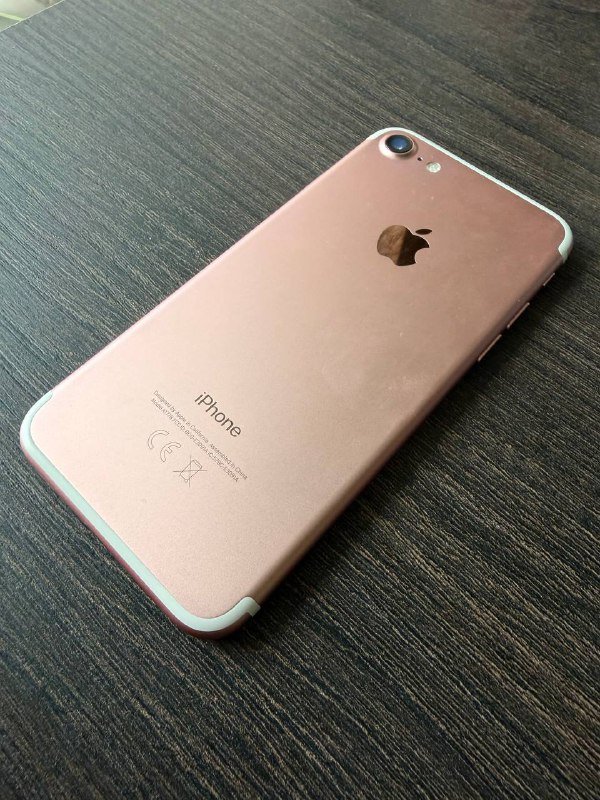 iPhone 7 rose gold, 32GB, с чехлами 4