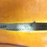 Скрипка Suzuki No.330, смычок, кейс 2