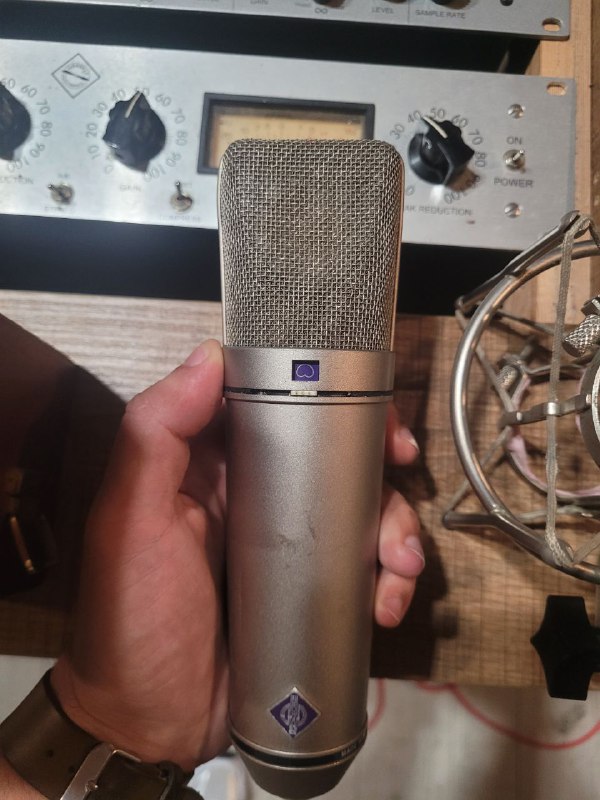 Neumann U87 Ai микрофон 6