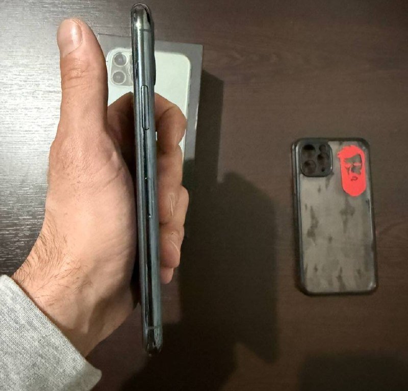 Iphone 11 Pro 256GB, Samsung Galaxy Note 10 256GB 4