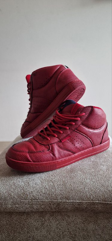 Замшевые сапоги, Adidas сникерсы, Jack & Jones кроссовки, резиновые мокасины 7