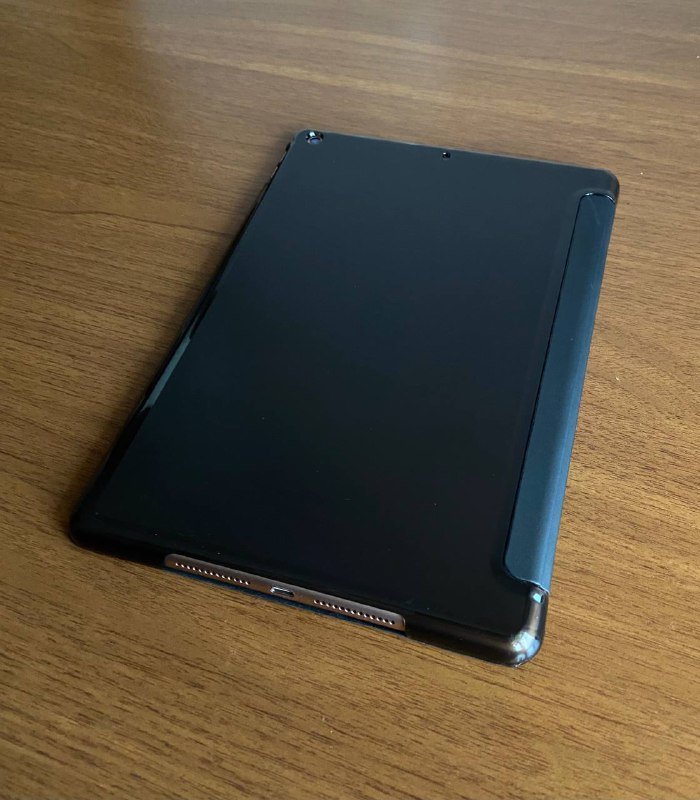 iPad 8 10.2" 32GB Gold с чехлом и зарядкой