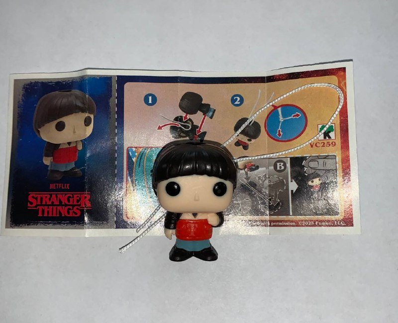 Фигурка Уилл с Kinder Joy Stranger Things