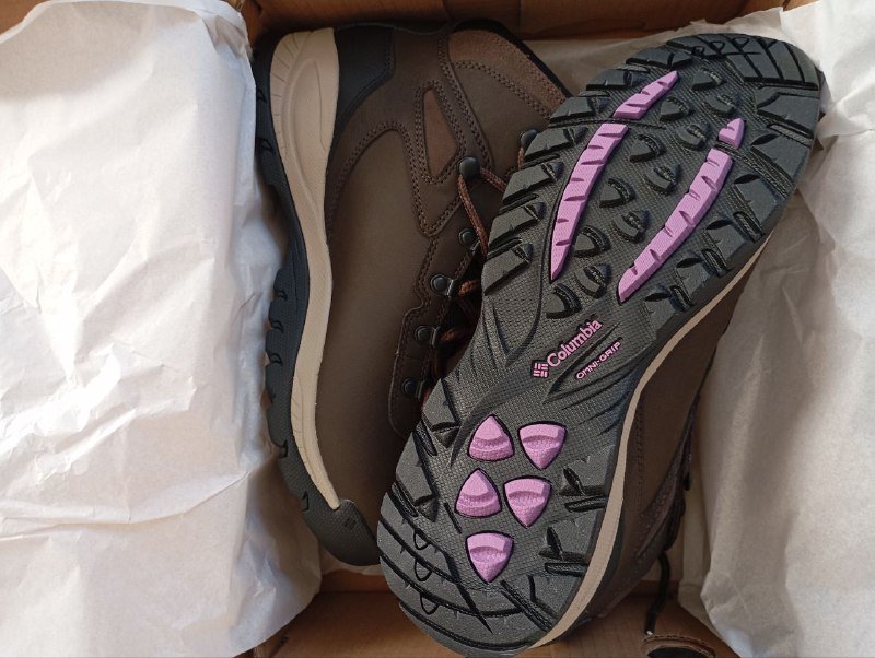 Columbia waterproof hiking shoes 40-41 size 3