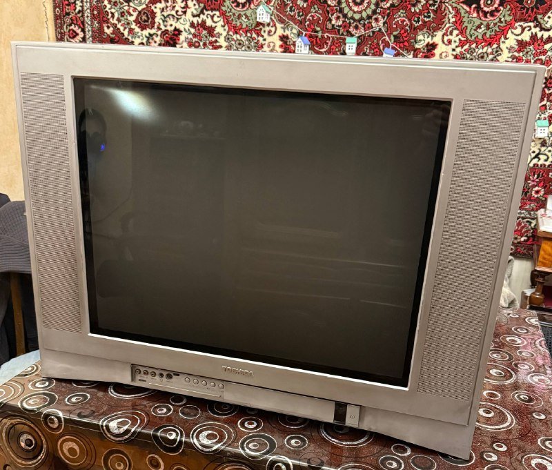 Большой телевизор Toshiba рабочий
