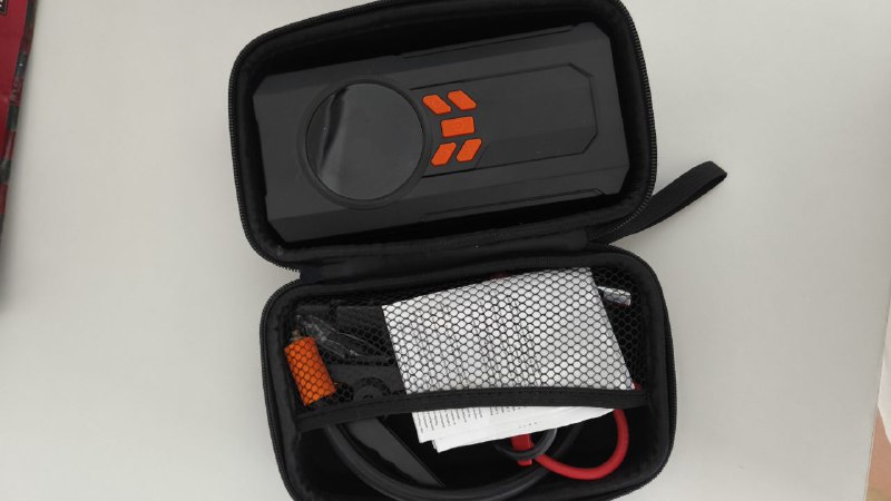 Домкрат, стартер беспроводной, компрессор 2