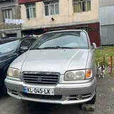 Hyundai семейный автомобиль 8