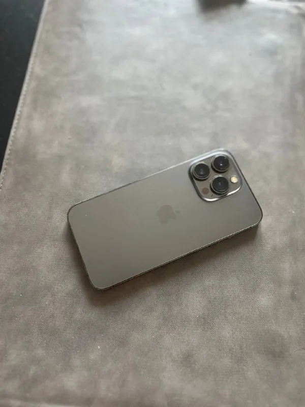 iPhone 13 Pro 1