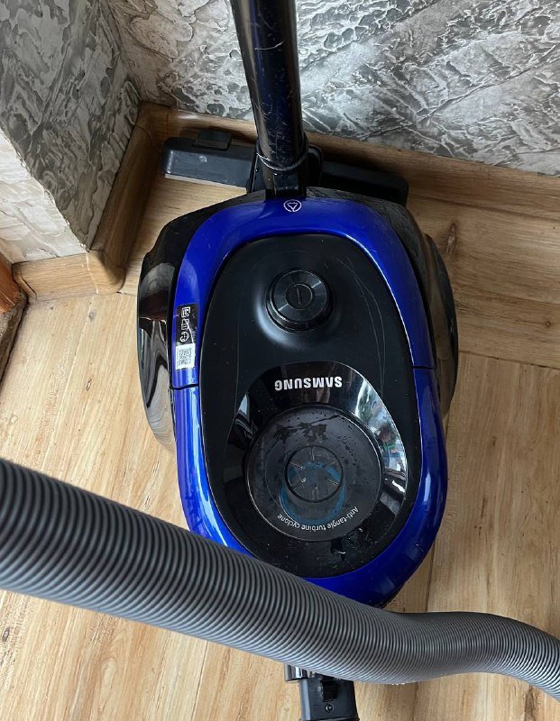 Пылесос Samsung VC18M2110SB/EV 2