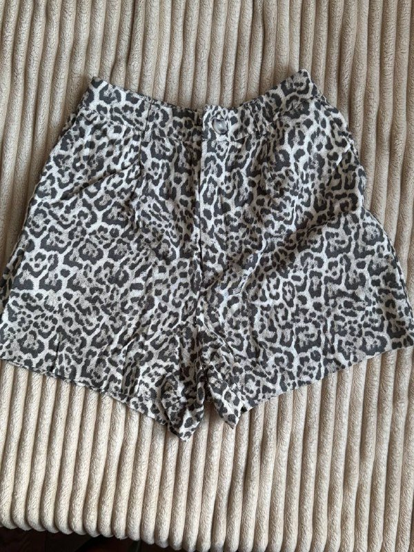 Винтажная сумка, сумка Mango, детские джинсы Zara, сарафан Stradivarius, платье Stradivarius, шорты Stradivarius, джинсы Mango, юбка Zara, юбка American Apparel 5