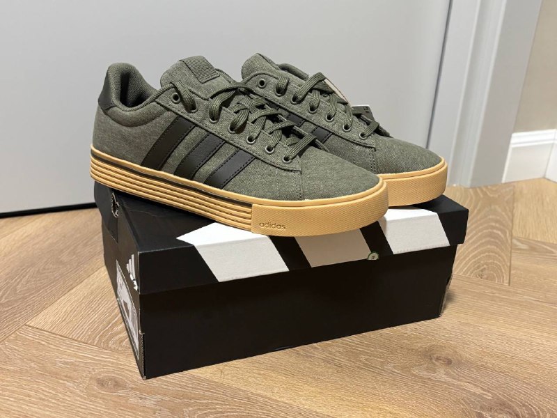Кроссовки Adidas Daily 4.0 мужские, размер US 9