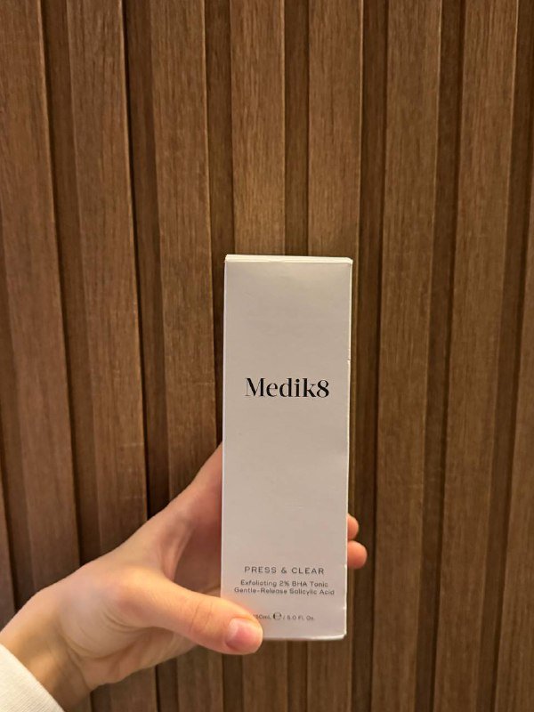 Тоник Medik8 Press & Clear Exfoliating 2% BHA