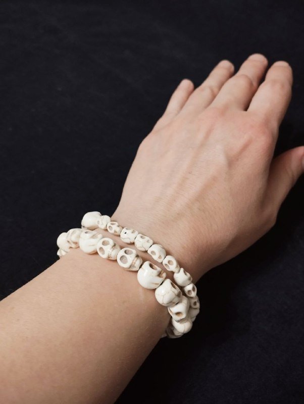 Браслеты из дерева, рудракша, лавовый камень, хоулит 7