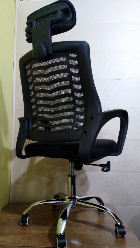 Кресло компьютерное офисное 4