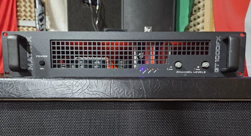 Matrix GT1000FX Guitar power amp