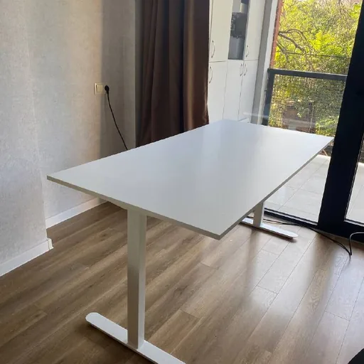 Стол JYSK STAUNING DESK WHITE