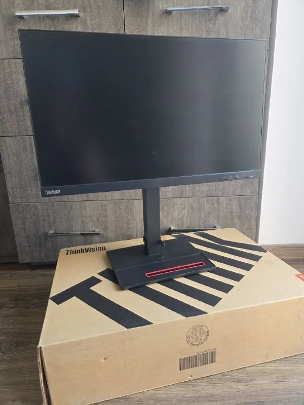 Lenovo ThinkVision T24i-2L монитор 1