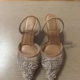 Кроссовки OYSHO, босоножки Zara 1