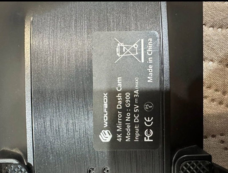 Регистратор wolf box 4к передняя и 2к задняя камеры 2